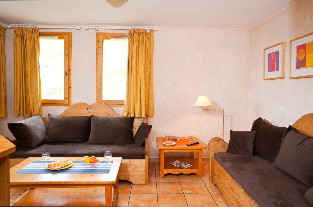 Madame Vacances Les Chalets Des Alpages La Plagne Luaran gambar
