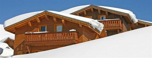 Madame Vacances Les Chalets Des Alpages La Plagne Luaran gambar